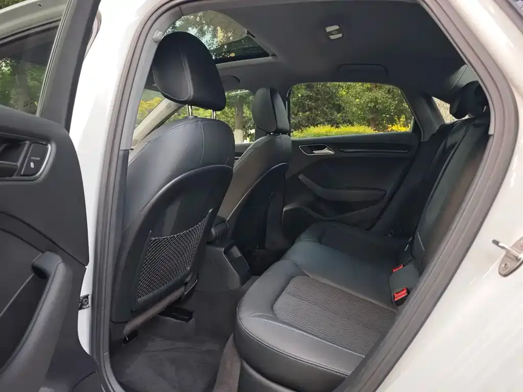 Audi A3 2021 из CN, фото 7