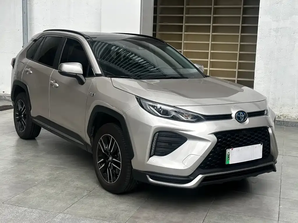 Toyota Wildlander New Energy 2024 из CN, фото 2