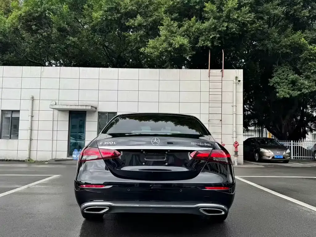 Mercedes-Benz E-Class 2022 из CN, фото 9