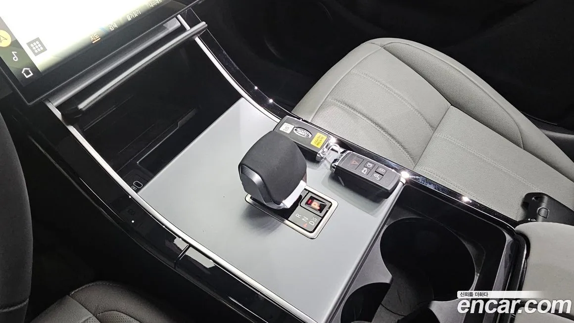 Land Rover Range Rover Evoque 2024 из KR, фото 9
