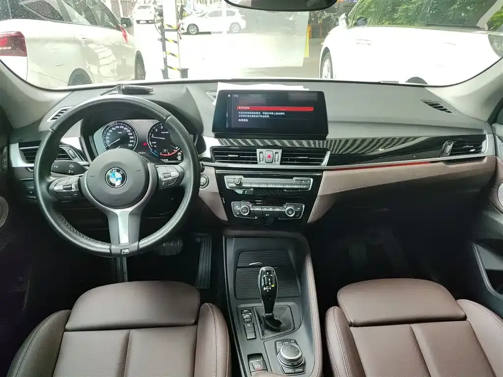BMW X1 2022 из CN, фото 10