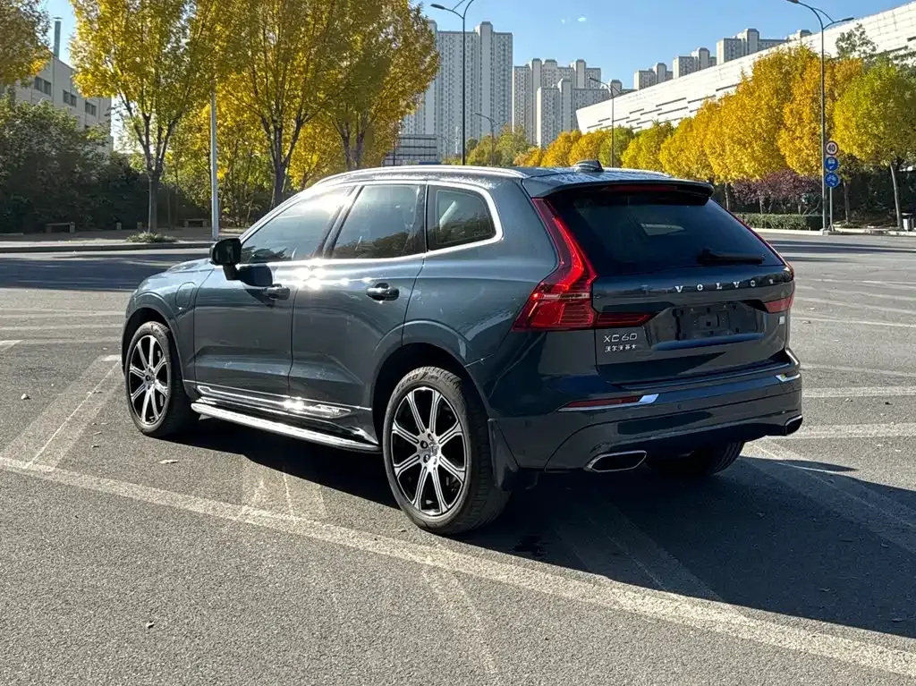 Volvo XC60 PHEV 2021 из CN, фото 5