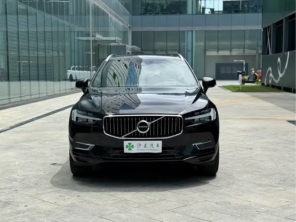 Volvo XC60 2021 из CN, фото 2