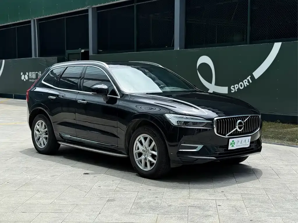 Volvo XC60 2021 из CN, фото 3