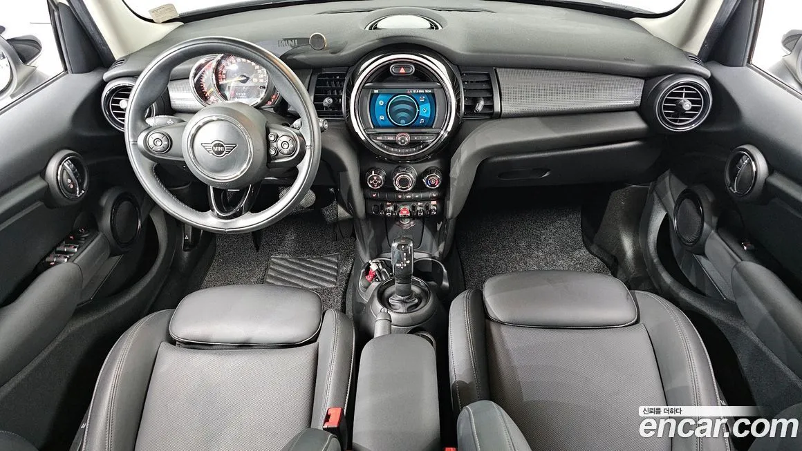 Mini Cooper 2021 из KR, фото 7