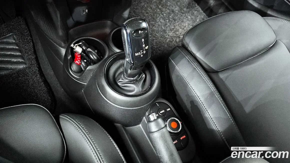 Mini Cooper 2021 из KR, фото 9