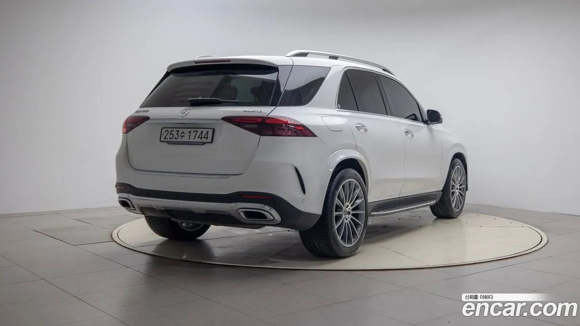 Mercedes-Benz GLE-Class — фото 2