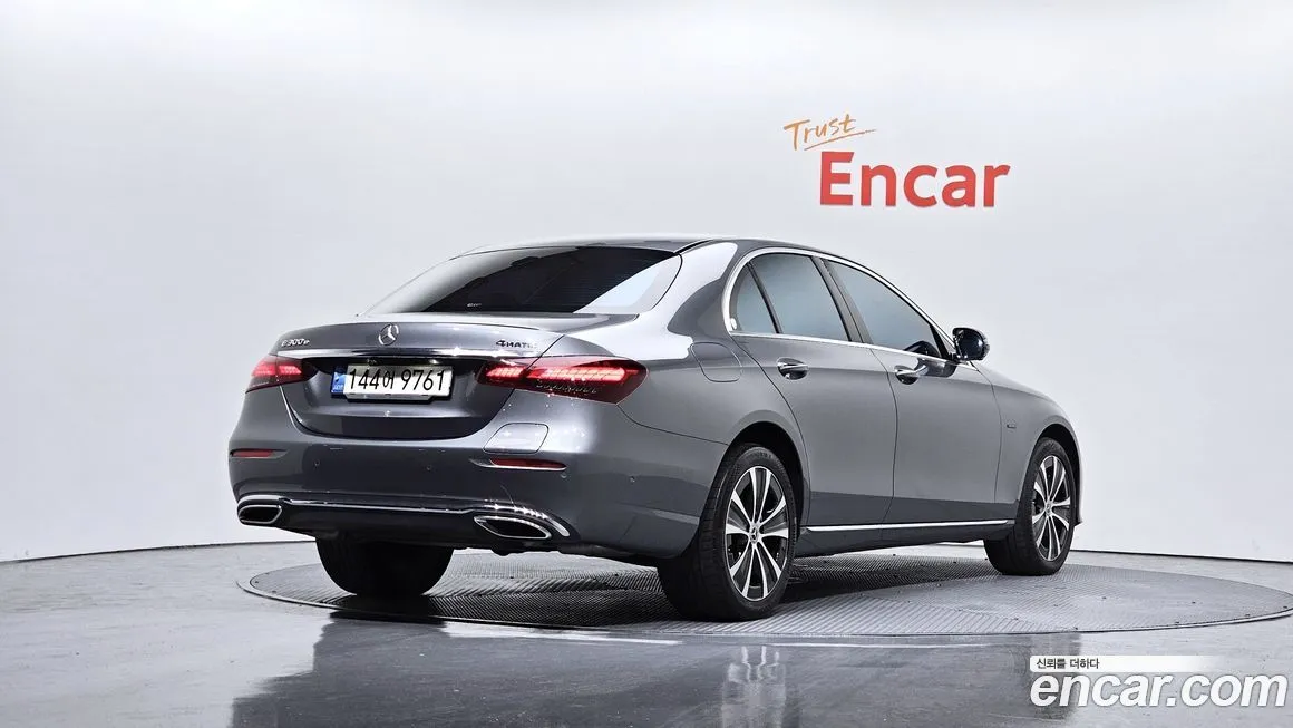 Mercedes-Benz E-Class 2021 из KR, фото 2