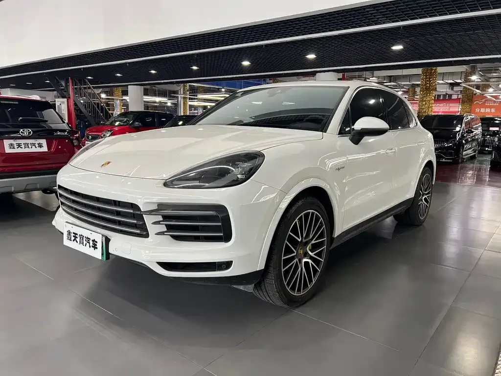 Porsche Cayenne Hybrid 2021 из CN, фото 1