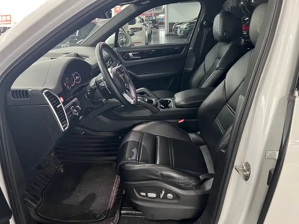 Porsche Cayenne Hybrid 2021 из CN, фото 5