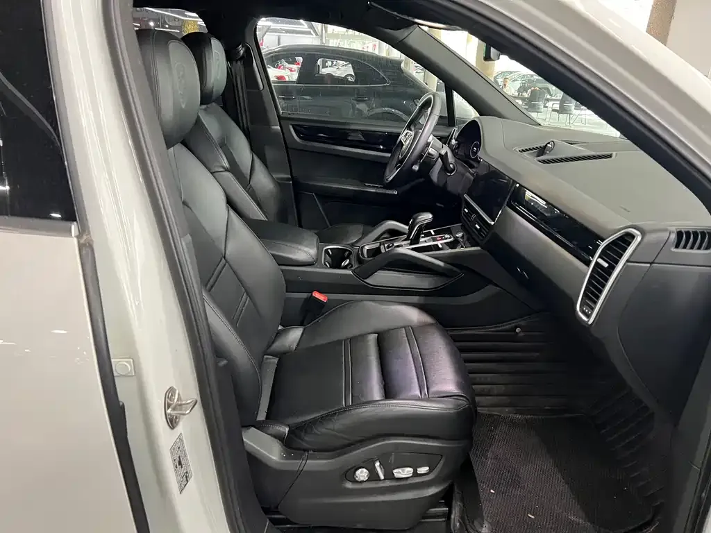 Porsche Cayenne Hybrid 2021 из CN, фото 8