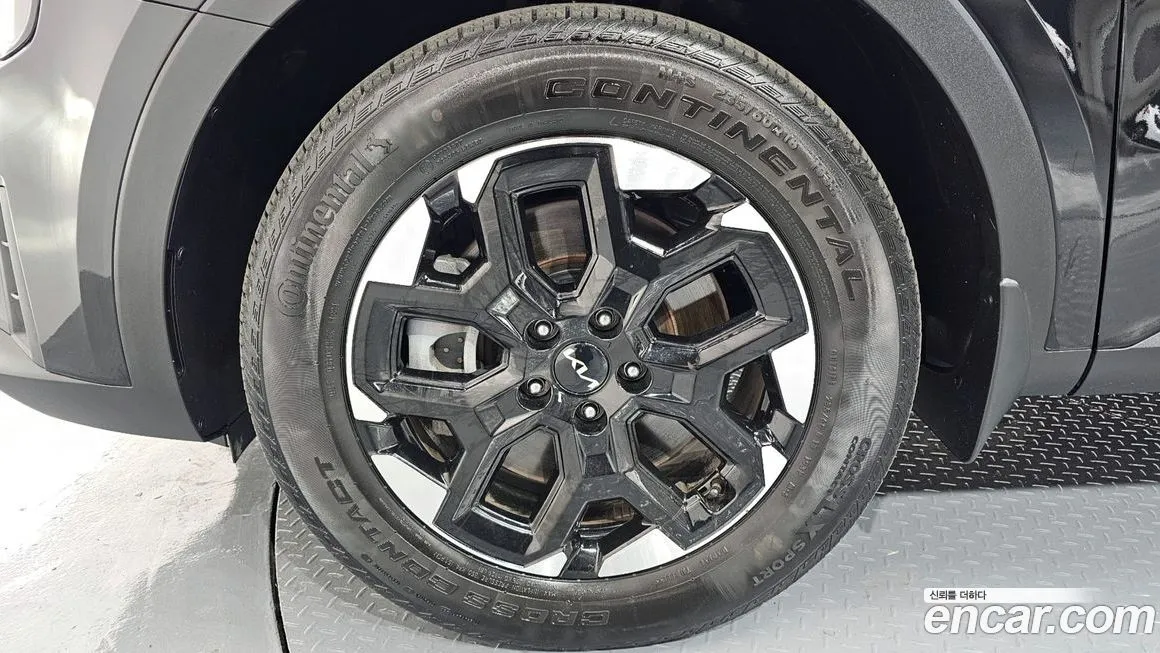 Kia Sorento — фото 5