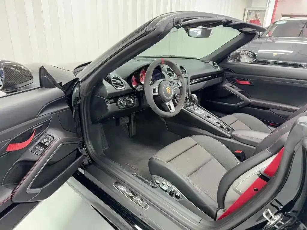 Porsche 718 2022 из CN, фото 4