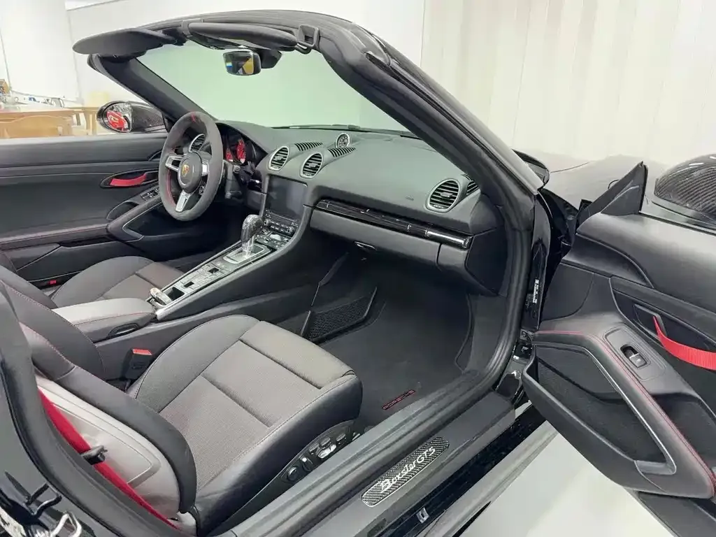 Porsche 718 2022 из CN, фото 6