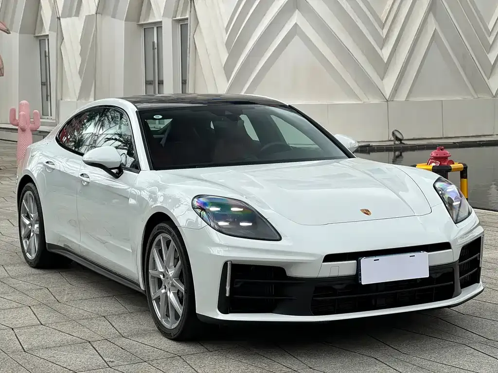 Porsche Panamera 2024 из CN, фото 3