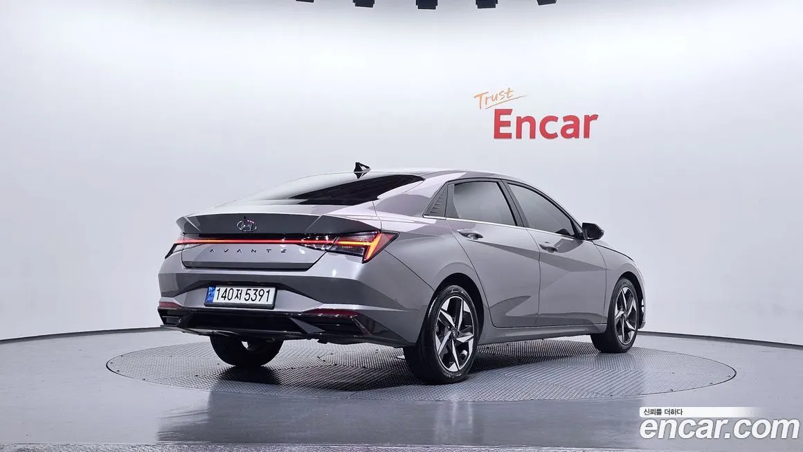 Hyundai AVANTE 2022 из KR, фото 2