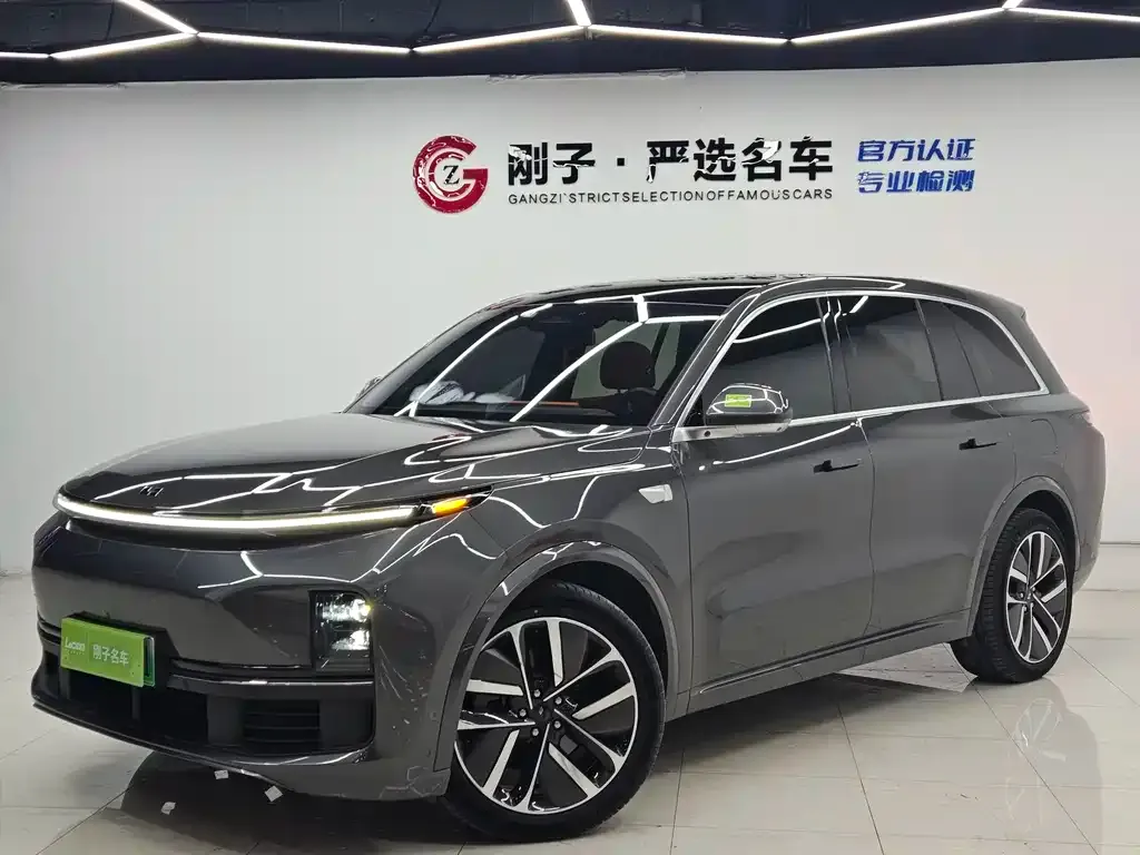 Li Auto L8