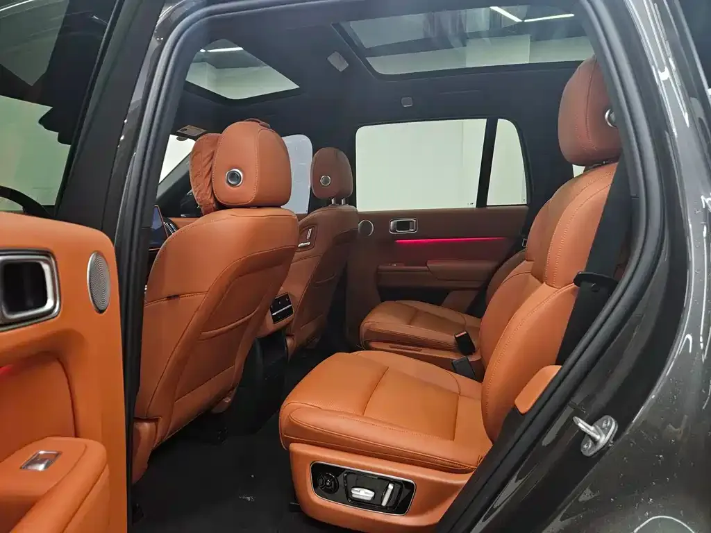 Li Auto L8 2023 из CN, фото 8