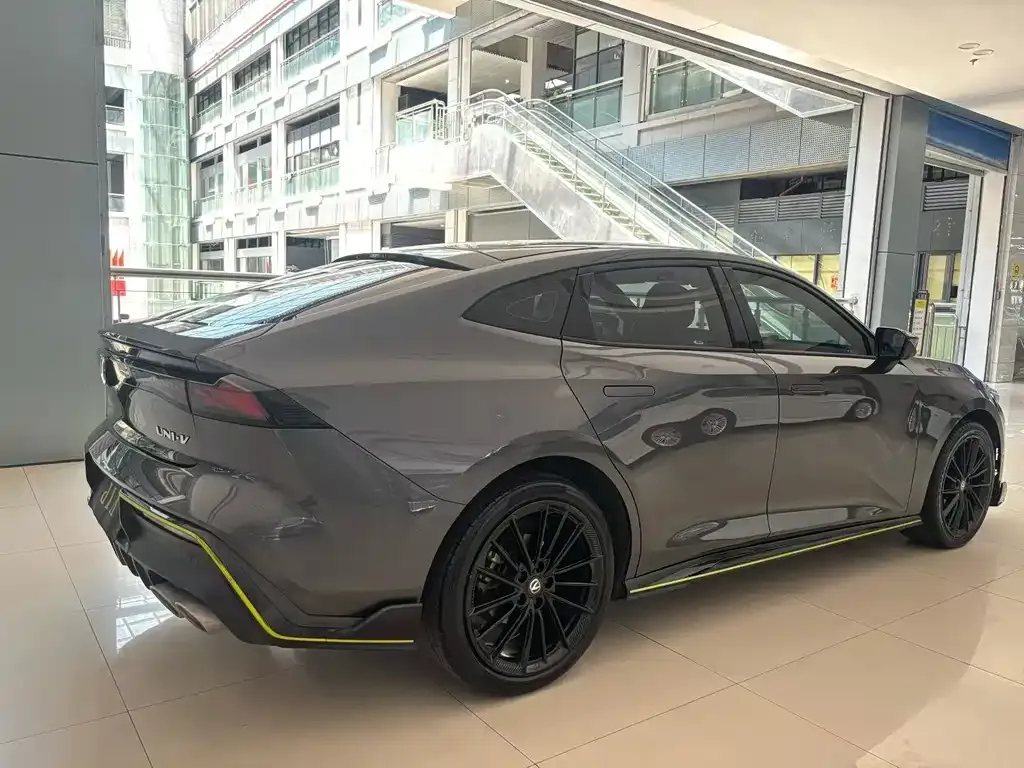 Changan UNI-V 2022 из CN, фото 6