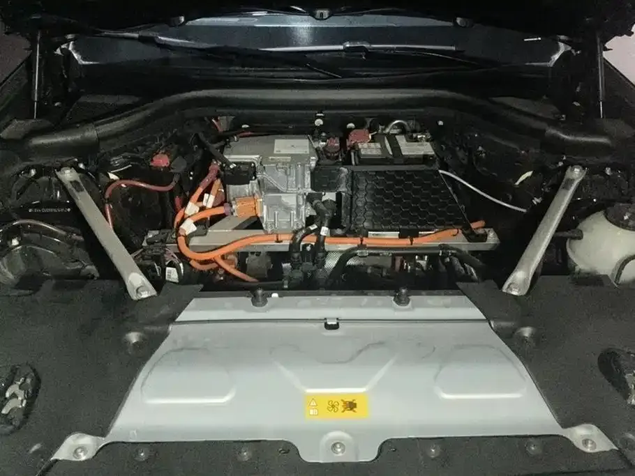 BMW iX3 2025 из CN, фото 10