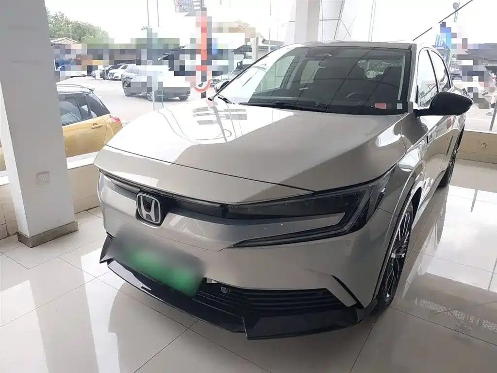 Honda e:NP2 2024 из CN, фото 1