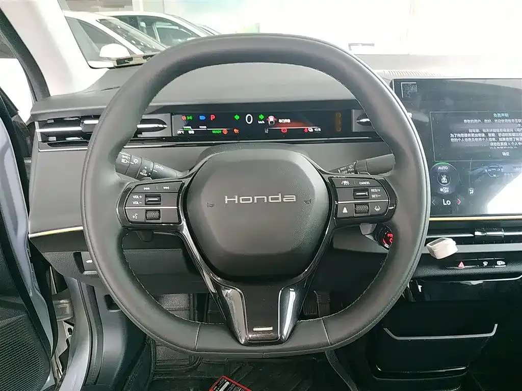 Honda e:NP2 2024 из CN, фото 10