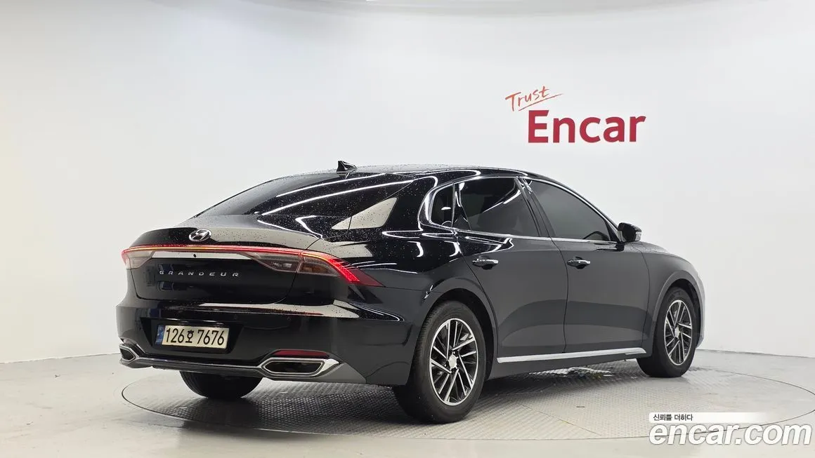 Hyundai Grandeur 2022 из KR, фото 2