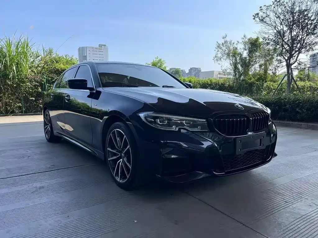BMW 3 Series 2021 из CN, фото 1