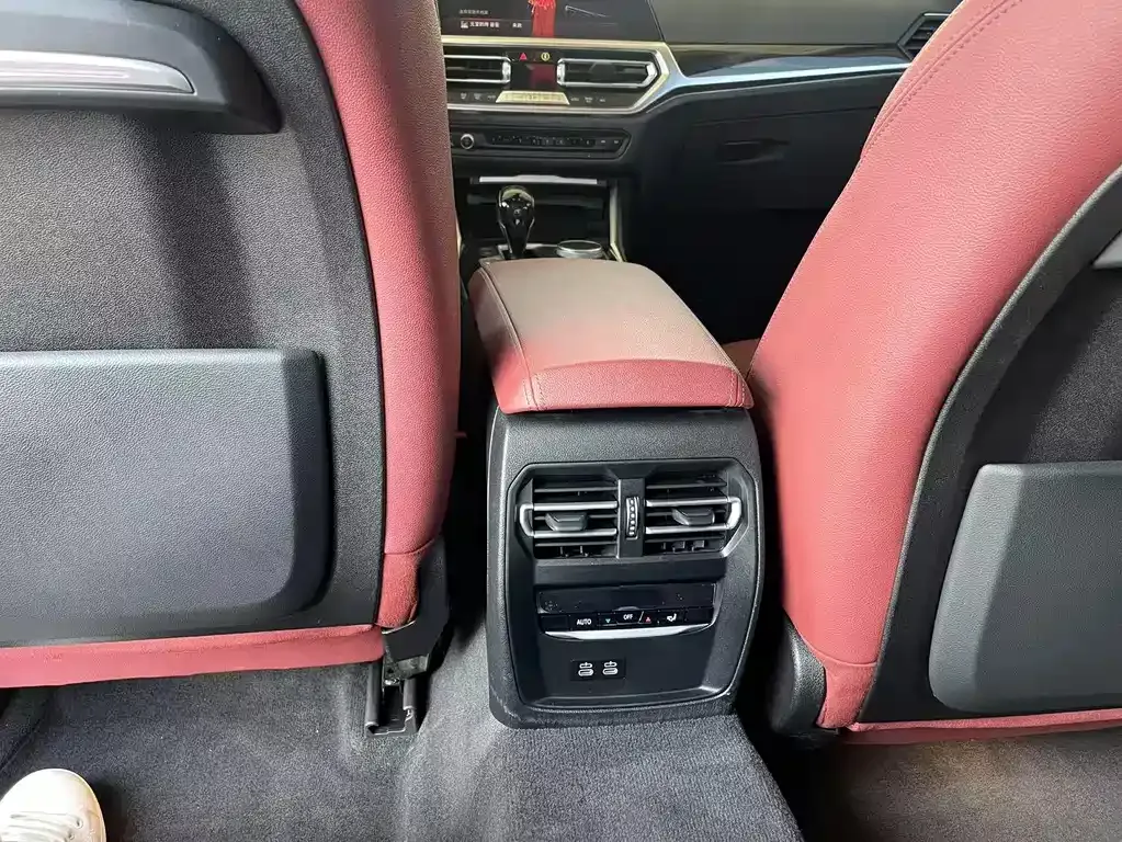 BMW 3 Series 2021 из CN, фото 7