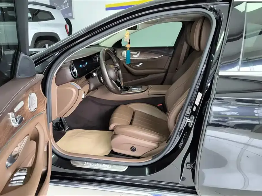Mercedes-Benz E-Class 2022 из CN, фото 9