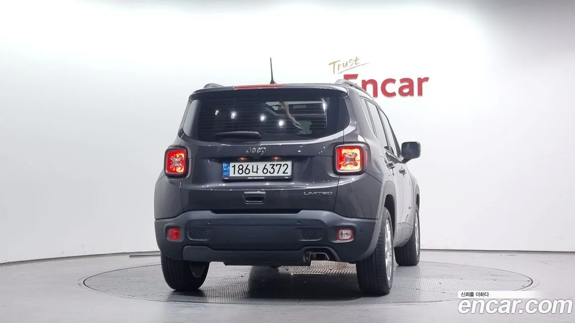 Jeep Renegade 2021 из KR, фото 4