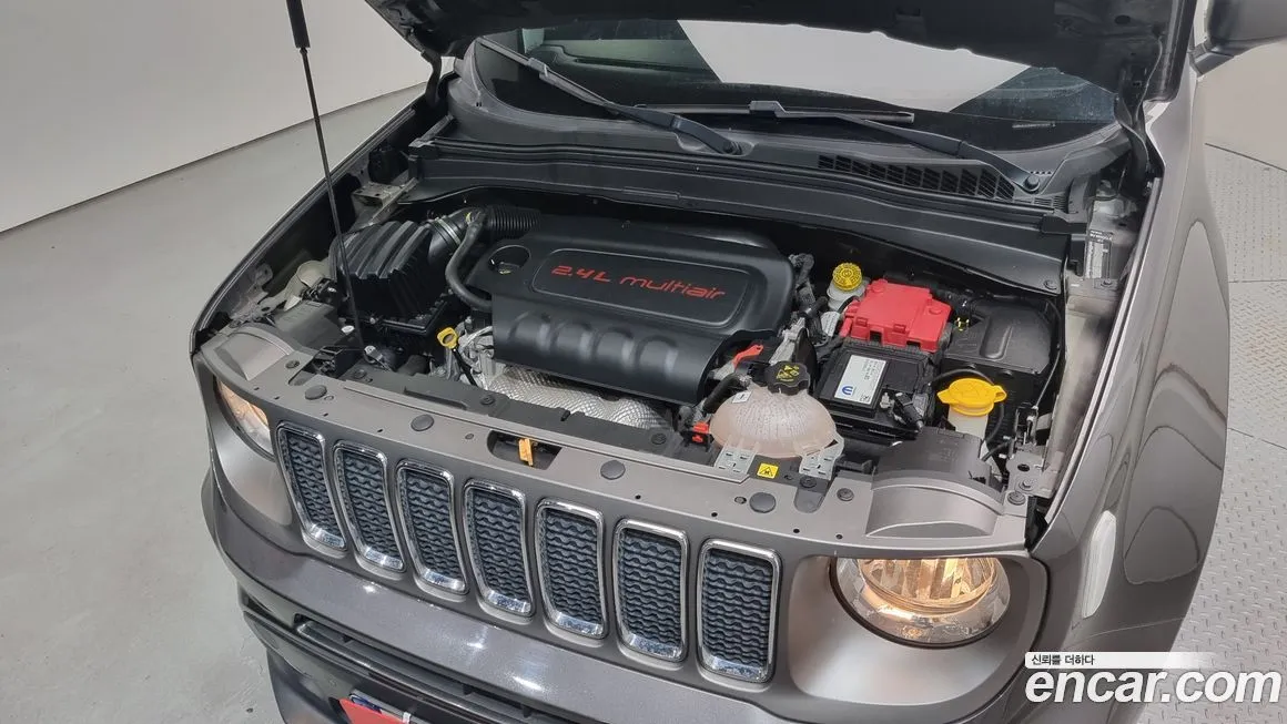 Jeep Renegade 2021 из KR, фото 6