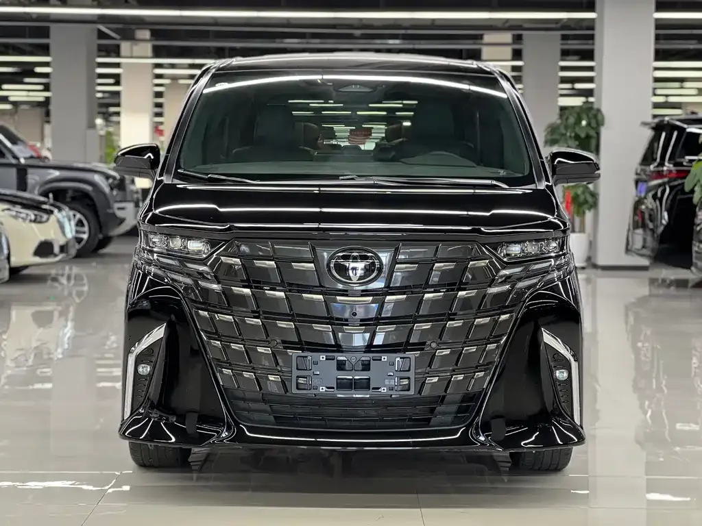 Toyota Alphard 2025 из CN, фото 2