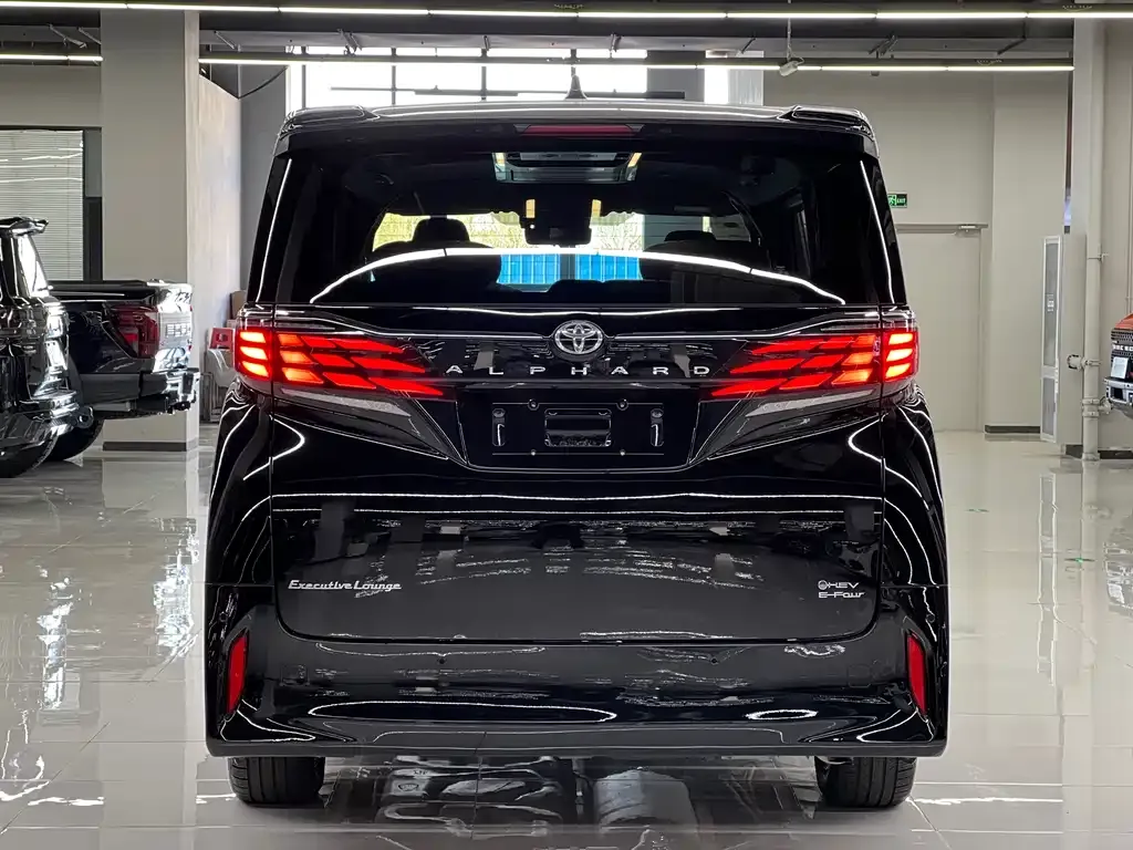 Toyota Alphard 2025 из CN, фото 5
