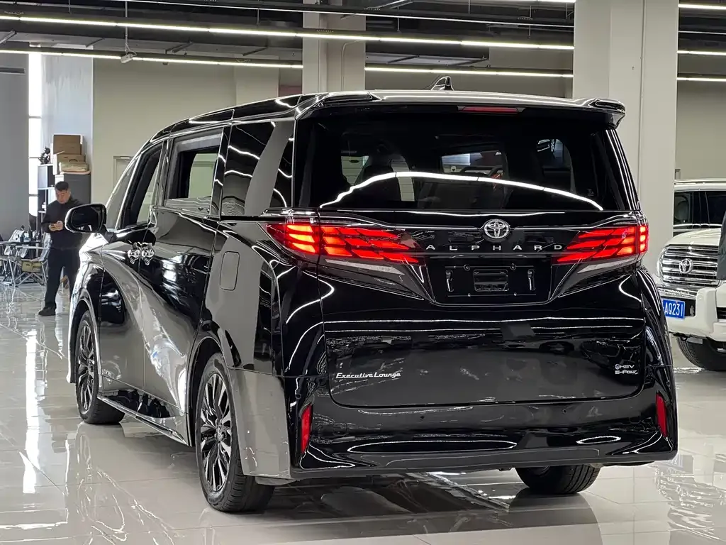 Toyota Alphard 2025 из CN, фото 6