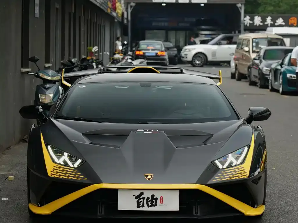 Lamborghini Huracan 2022 из CN, фото 2