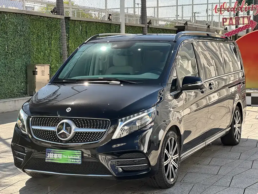 Mercedes-Benz V-Class 2023 из CN, фото 1