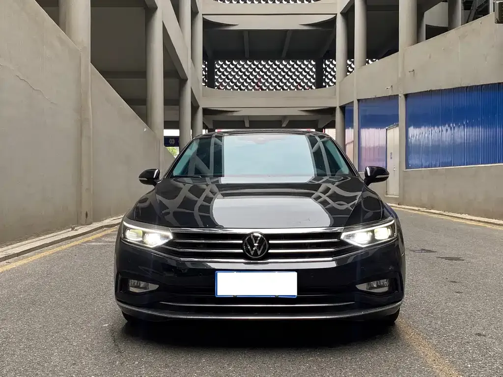 Volkswagen Magotan 2022 из CN, фото 3