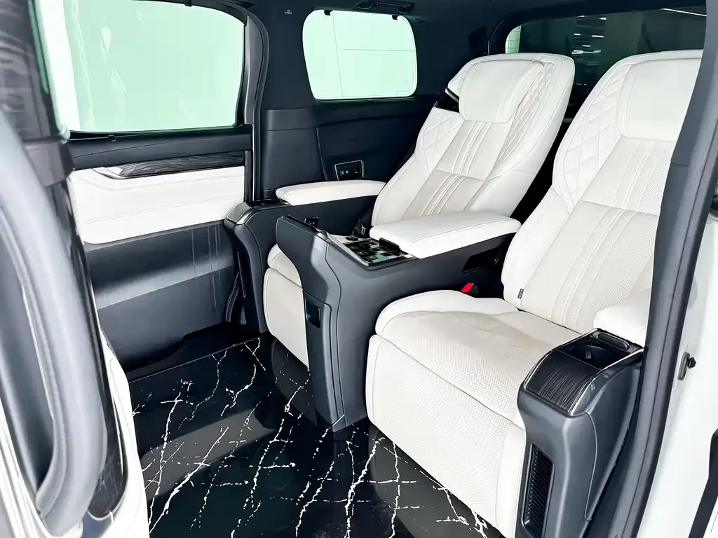 Lexus LM 2021 из CN, фото 6