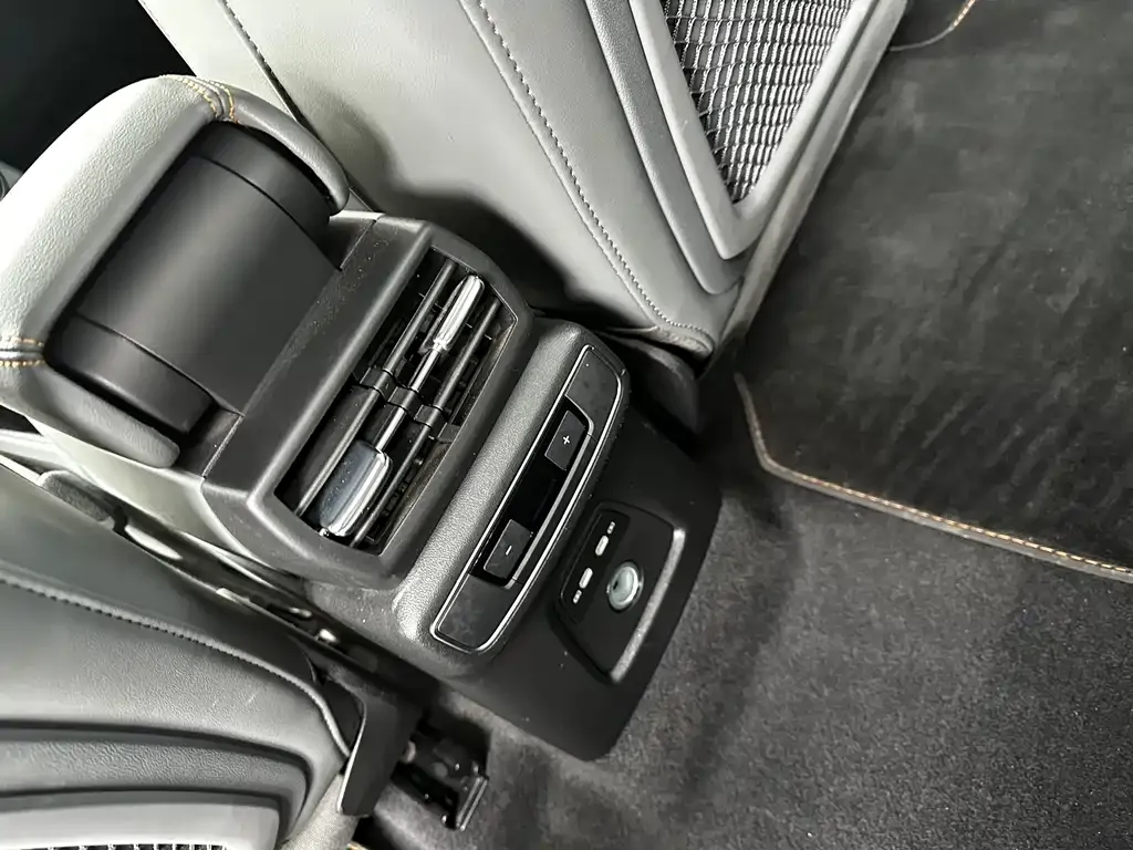 Audi Q4 e-tron 2023 из CN, фото 10