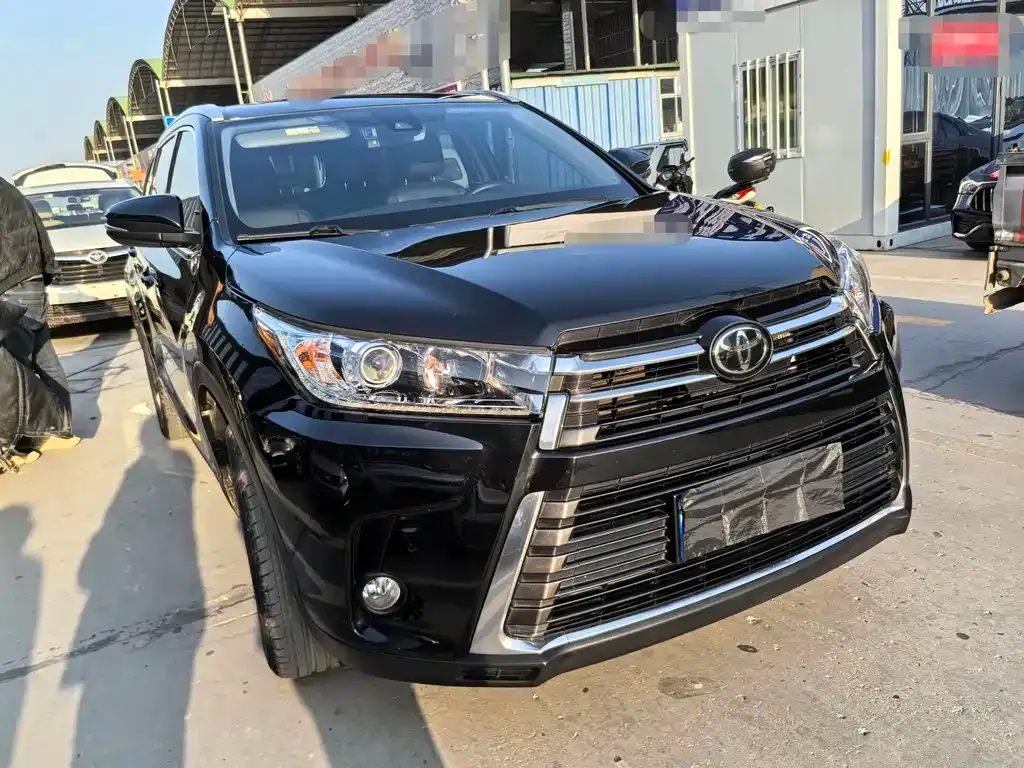 Toyota Highlander 2022 из CN, фото 3