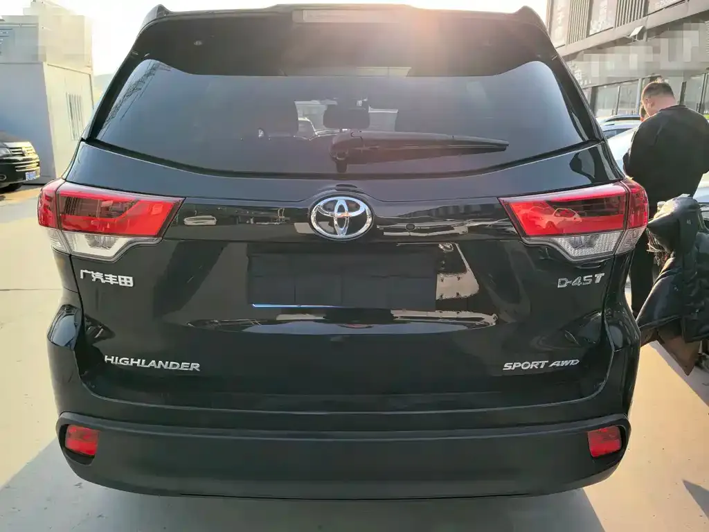 Toyota Highlander 2022 из CN, фото 5
