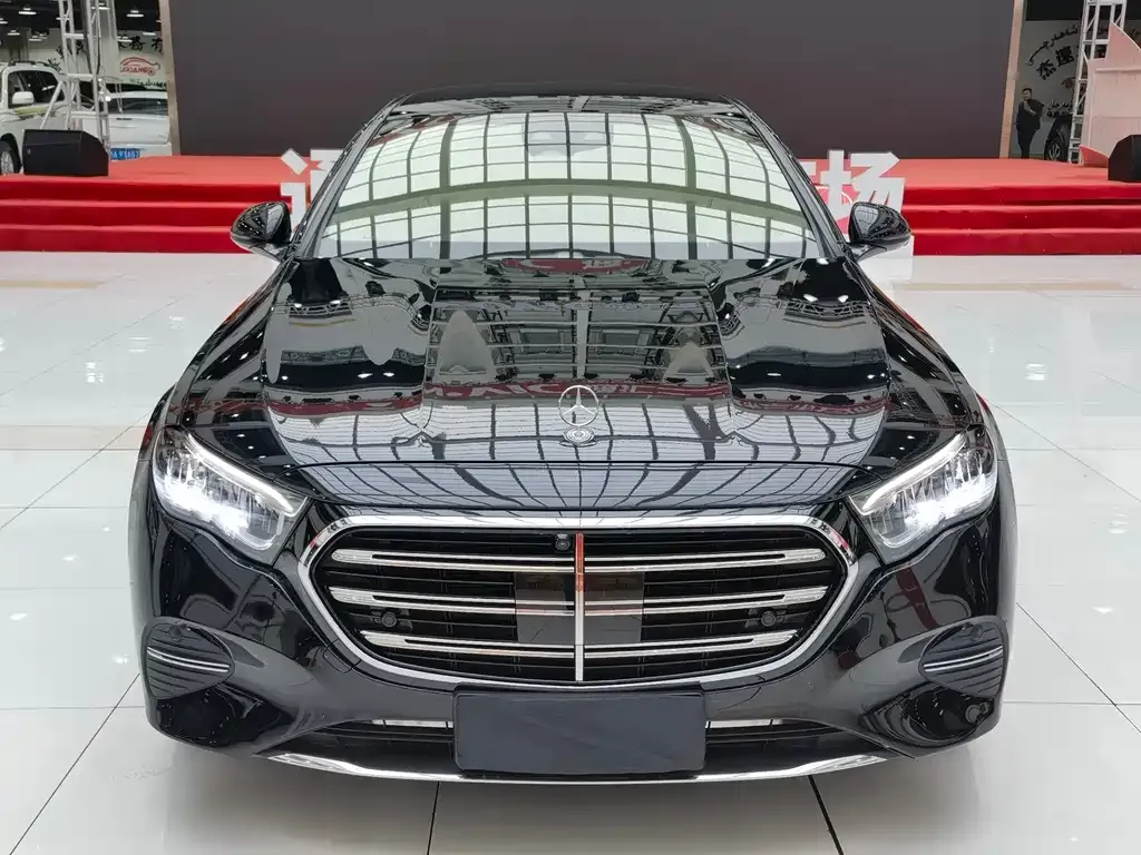 Mercedes-Benz E-Class 2024 из CN, фото 2
