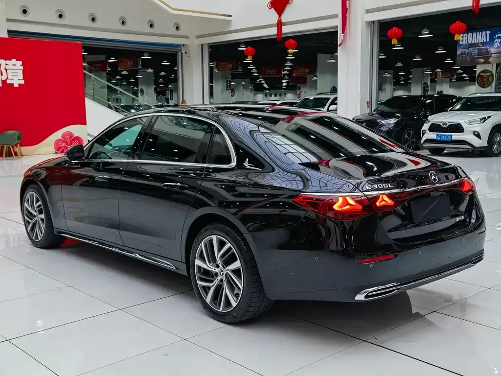 Mercedes-Benz E-Class 2024 из CN, фото 7