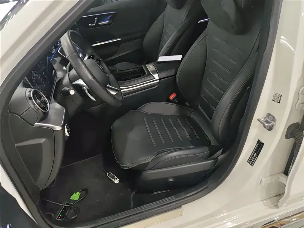 Mercedes-Benz C-Class 2024 из CN, фото 8