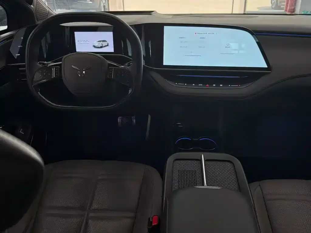 Hongqi EH7 2024 из CN, фото 4