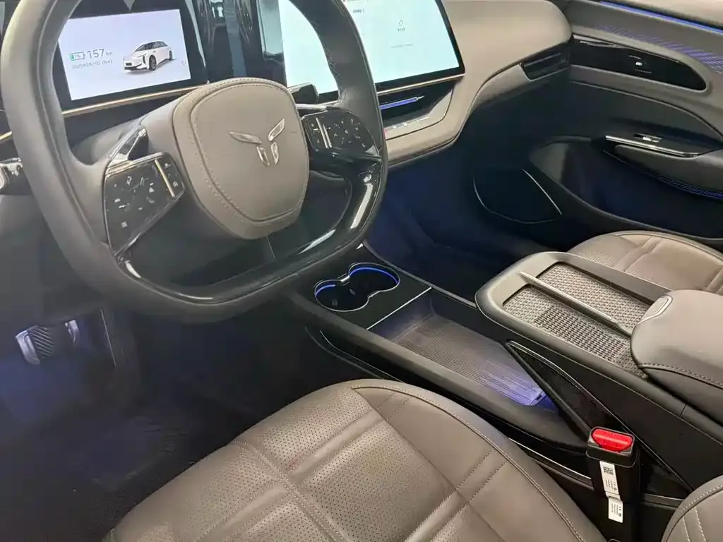 Hongqi EH7 2024 из CN, фото 6