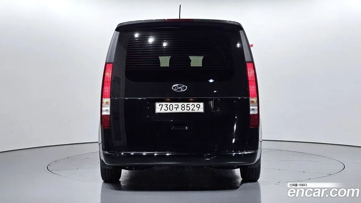 Hyundai Staria 2023 из KR, фото 4