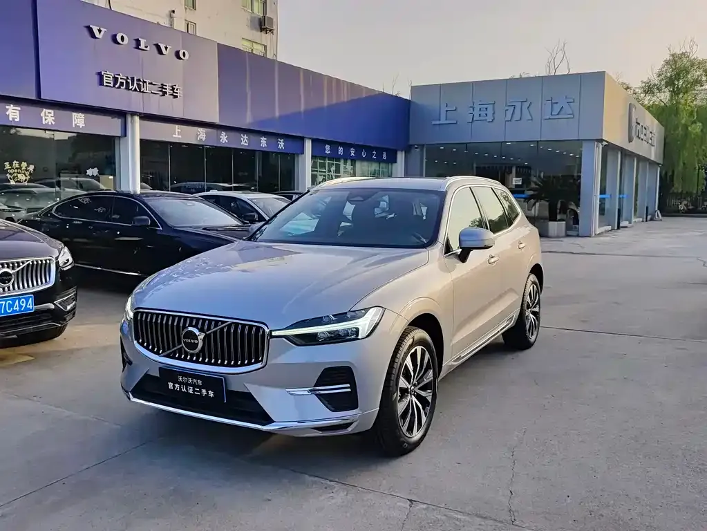 Volvo XC60 2023 из CN, фото 1