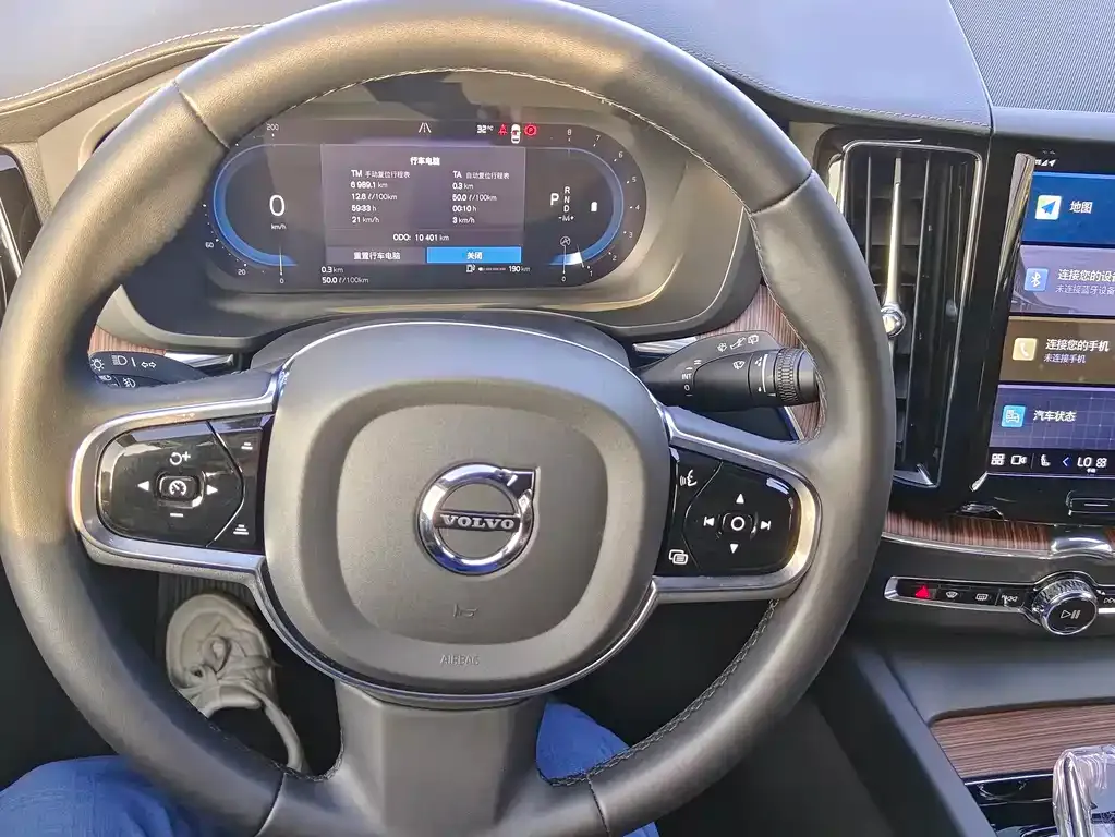 Volvo XC60 2023 из CN, фото 10